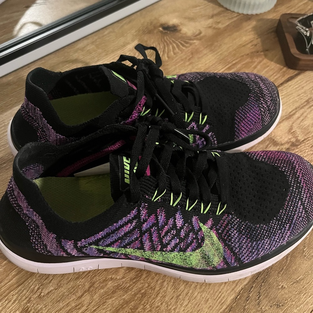 Nike Free 4.0 Flyknit Women’s Size 7 - Purple Black